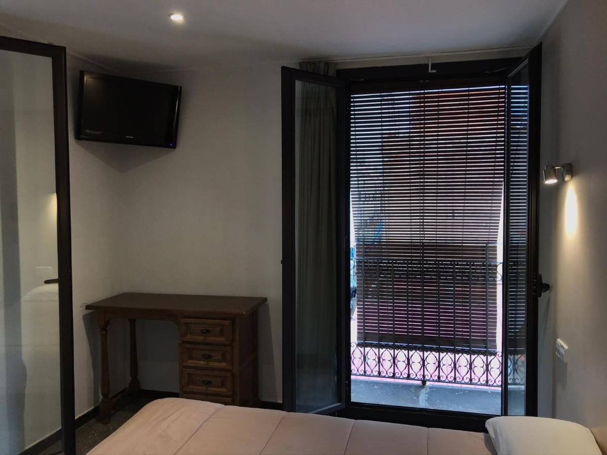 Climatized Double Room Private bathroom