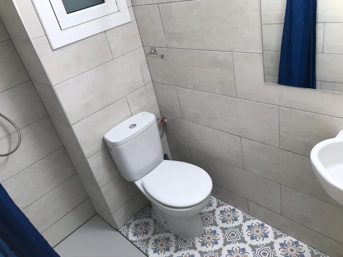 Climatized Double Room Private bathroom