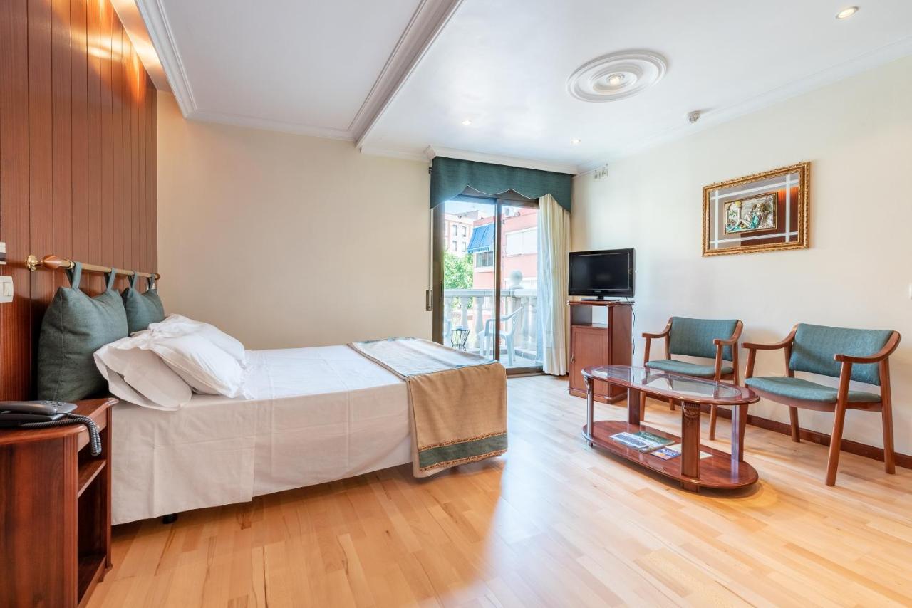 Deluxe Suite,1011567328:JPEG