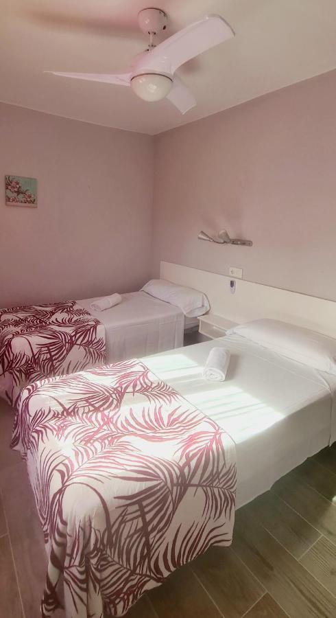 Twin Room,1206563983:JPEG