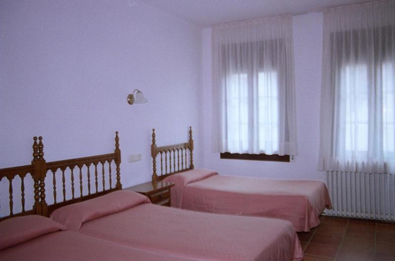 Triple Room,1586841371:JPEG