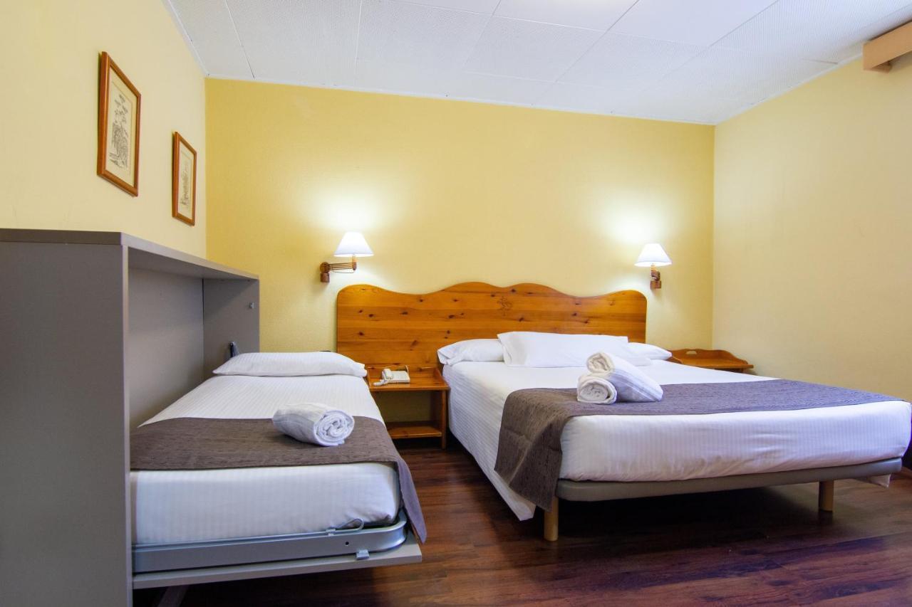Triple Room,1458462478:JPEG