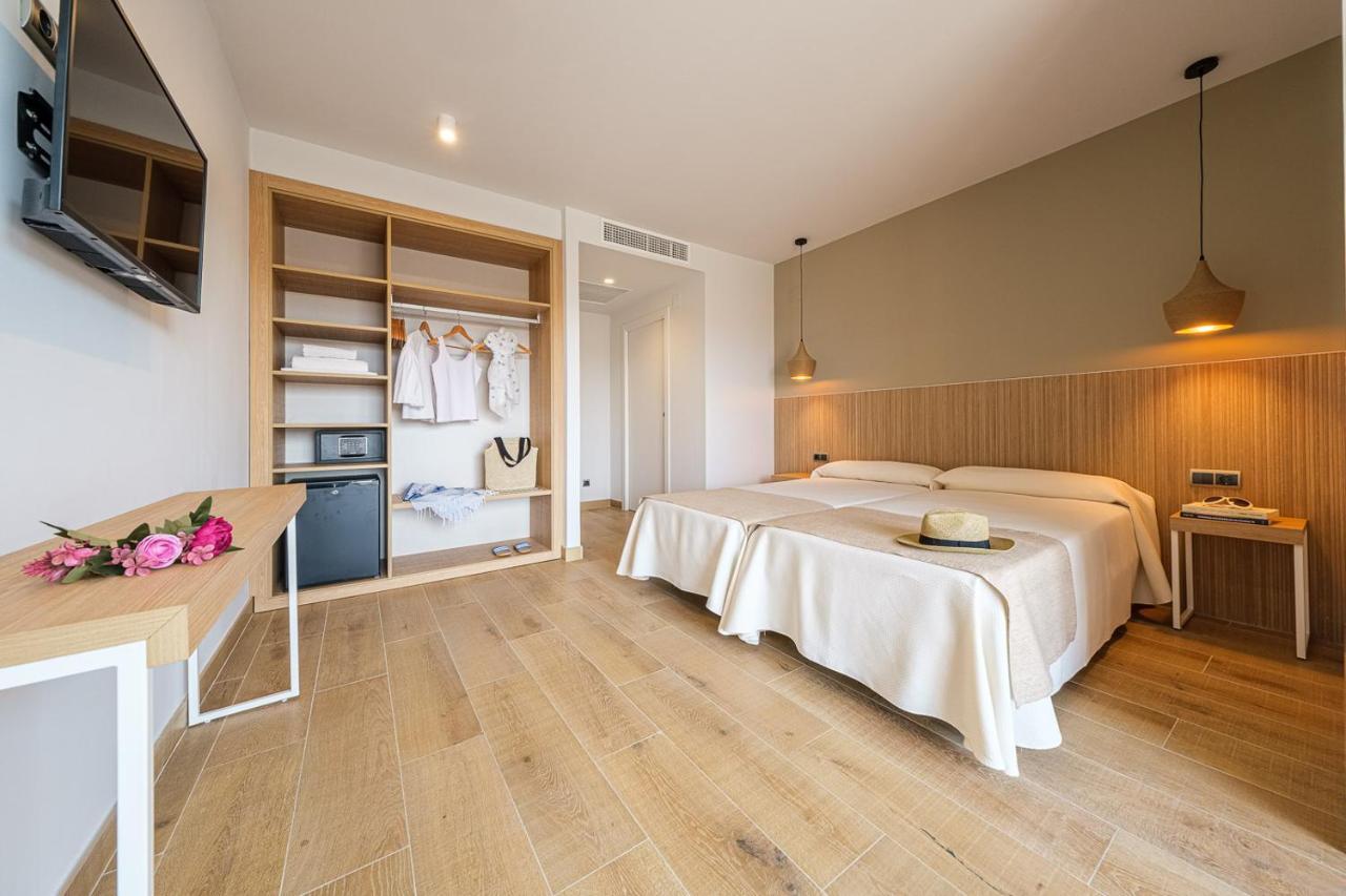 Superior Double or Twin Room with Terrace,1540800553:JPEG