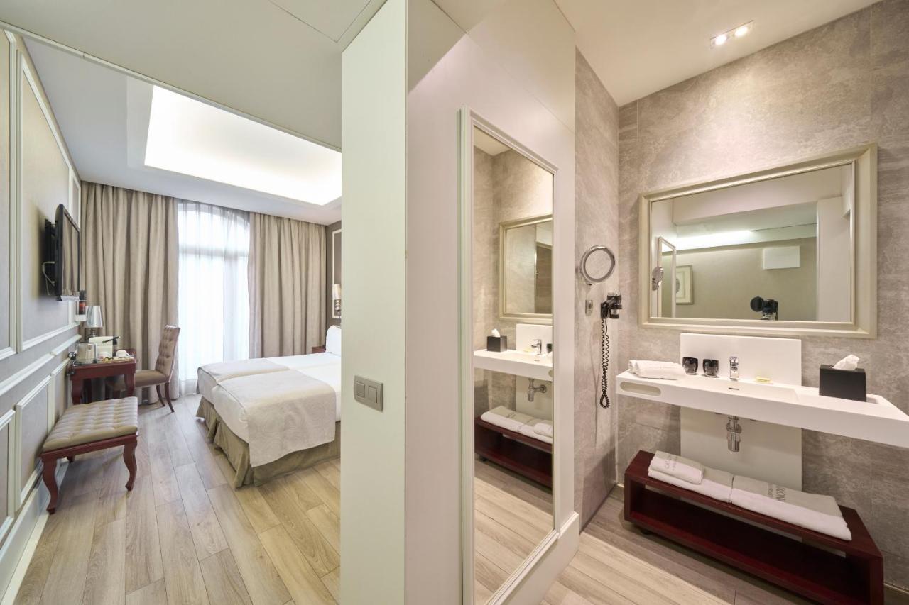 Double or Twin Room,1257521875:JPEG