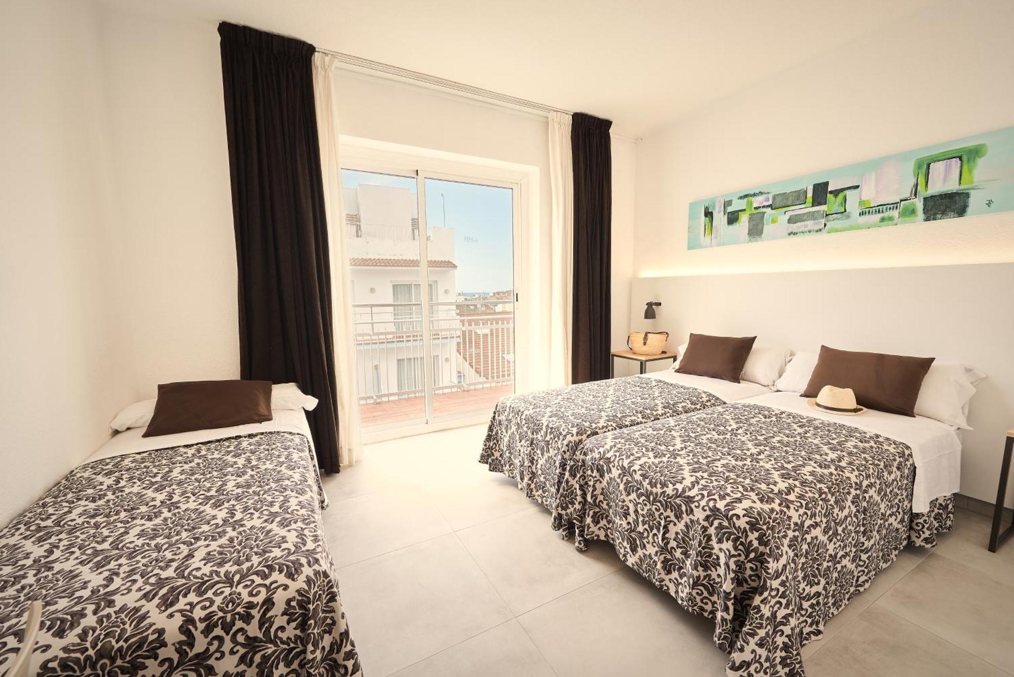 Triple Room with Balcony,1113161772:JPEG