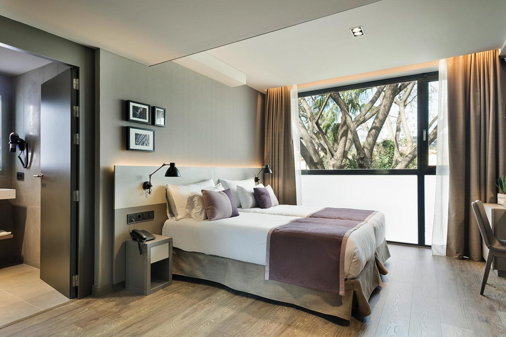 Superior Double Room,1273075459:JPEG