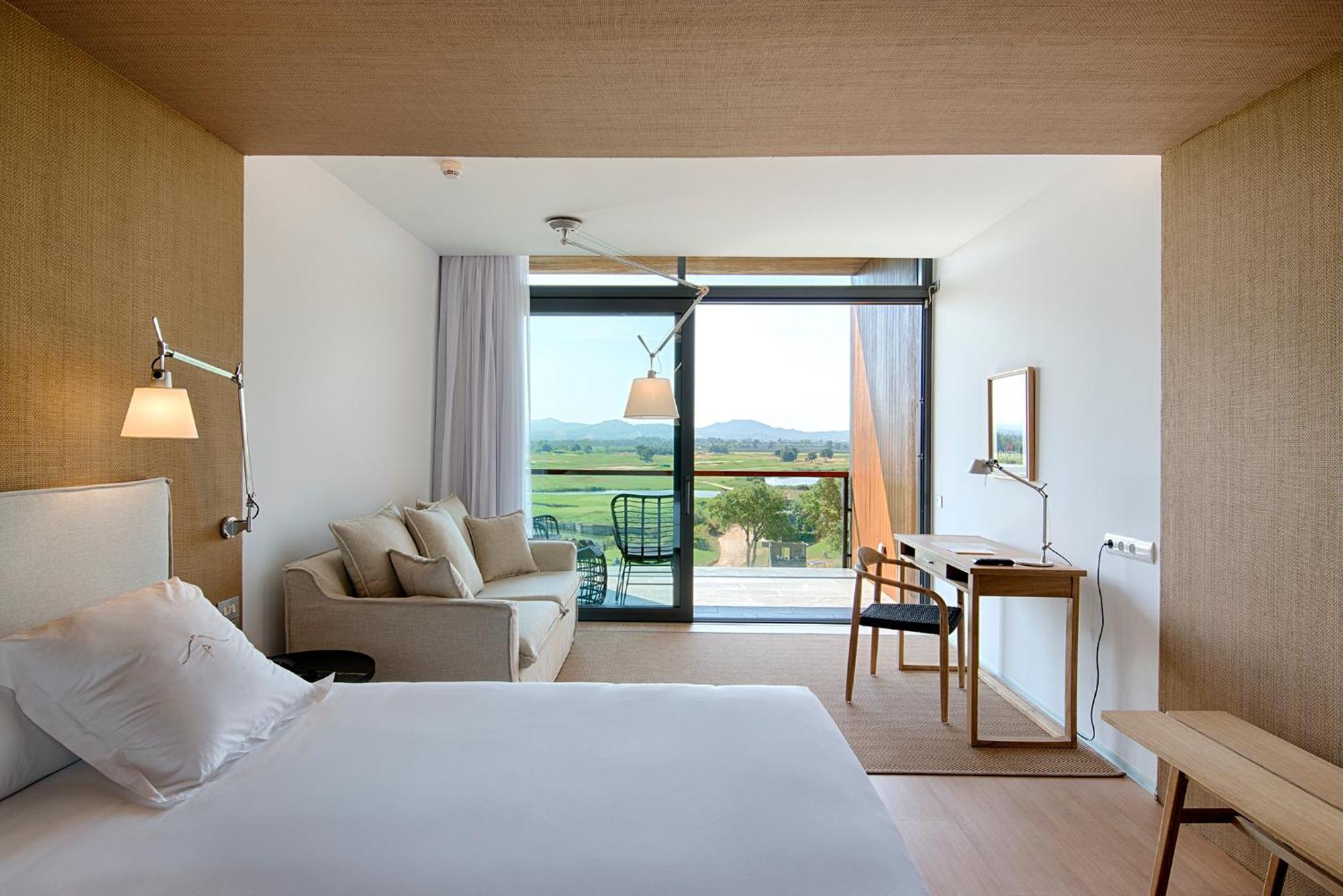 Superior Double or Twin Room with Golf View and Terrace,1166126664:JPEG