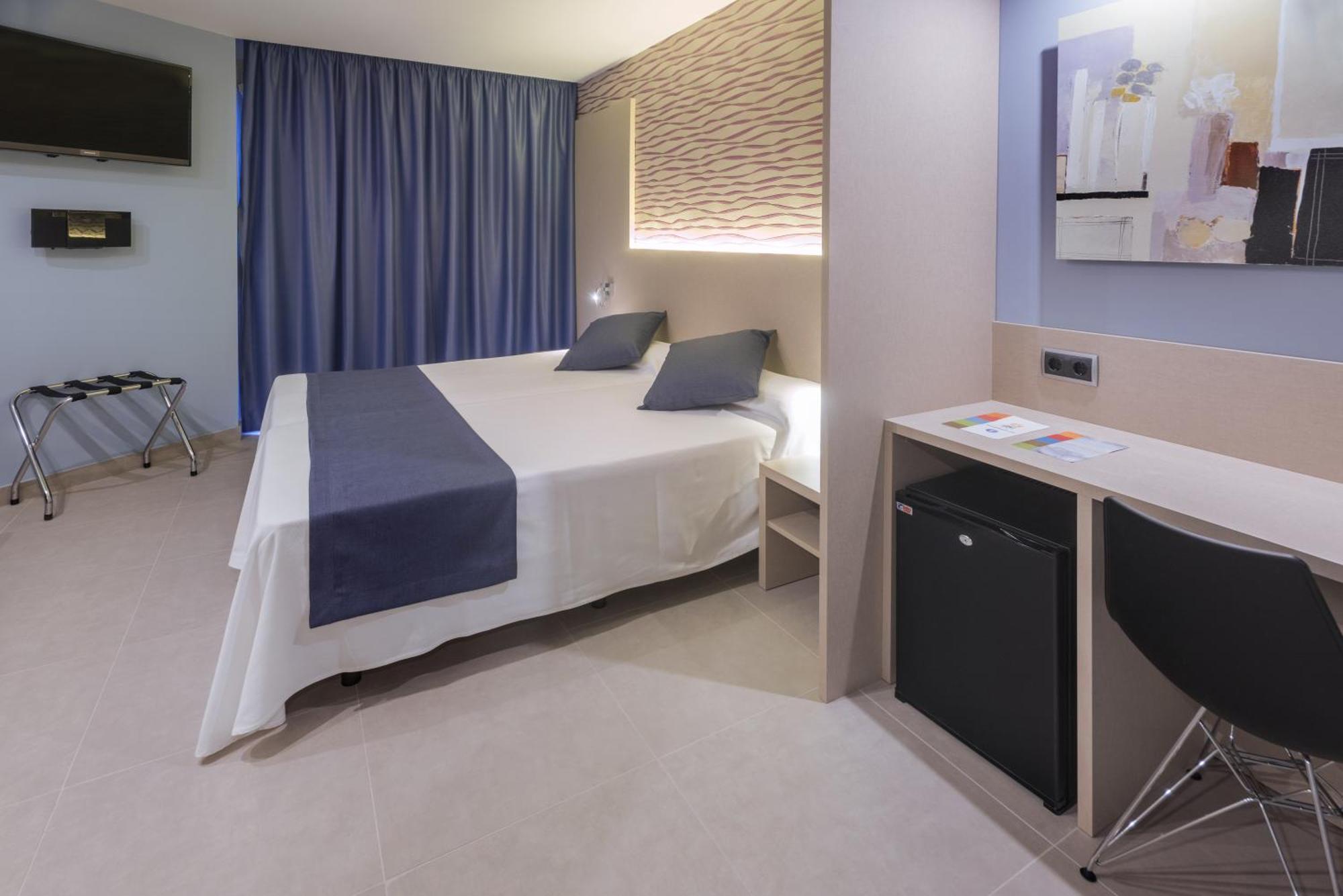 Double or Twin Room with Side Sea View,1698851774:JPEG