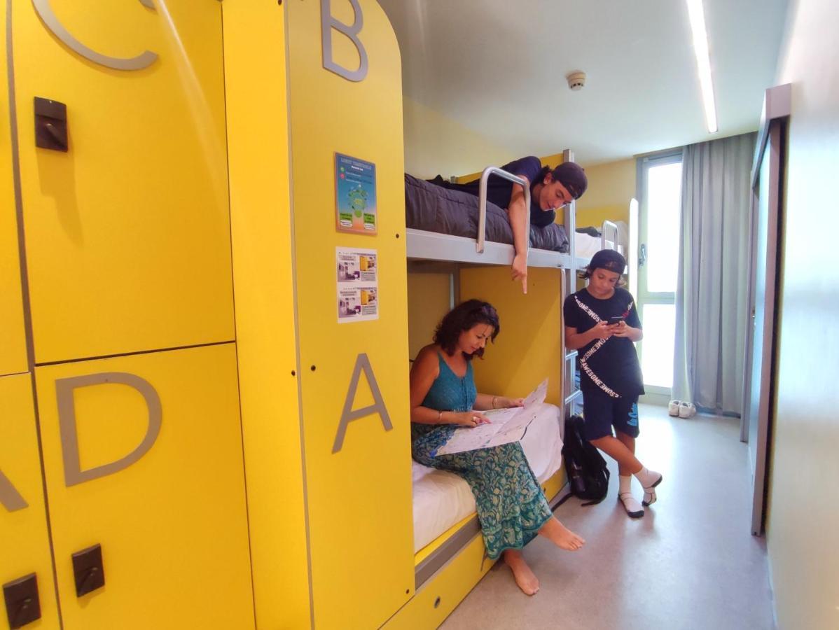 Quadruple room 2 bunk beds private bathroom,928898764:JPEG