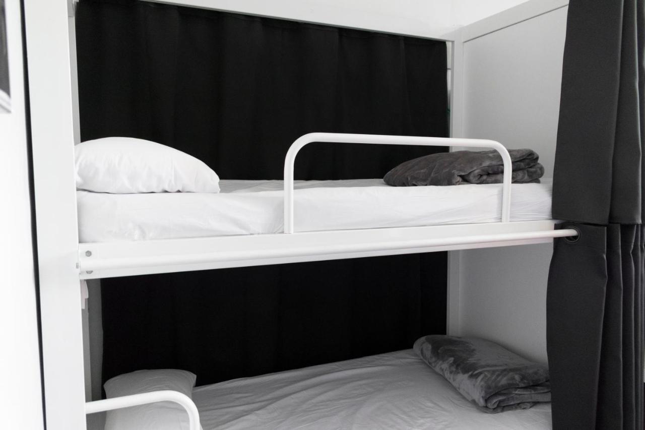 Bed 6-Bed Female Dormitory Room