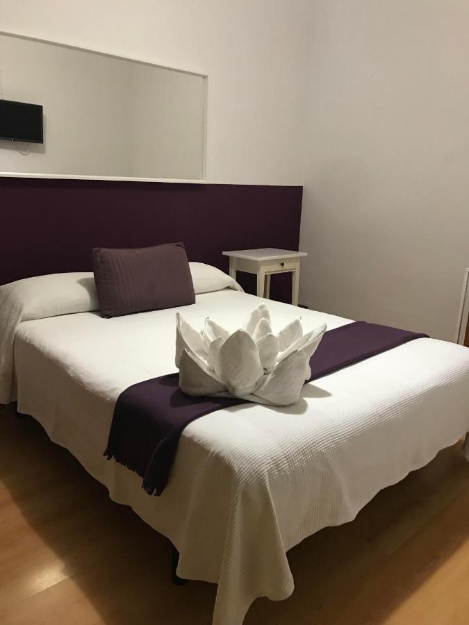Camera Singola con Bagno in Comune