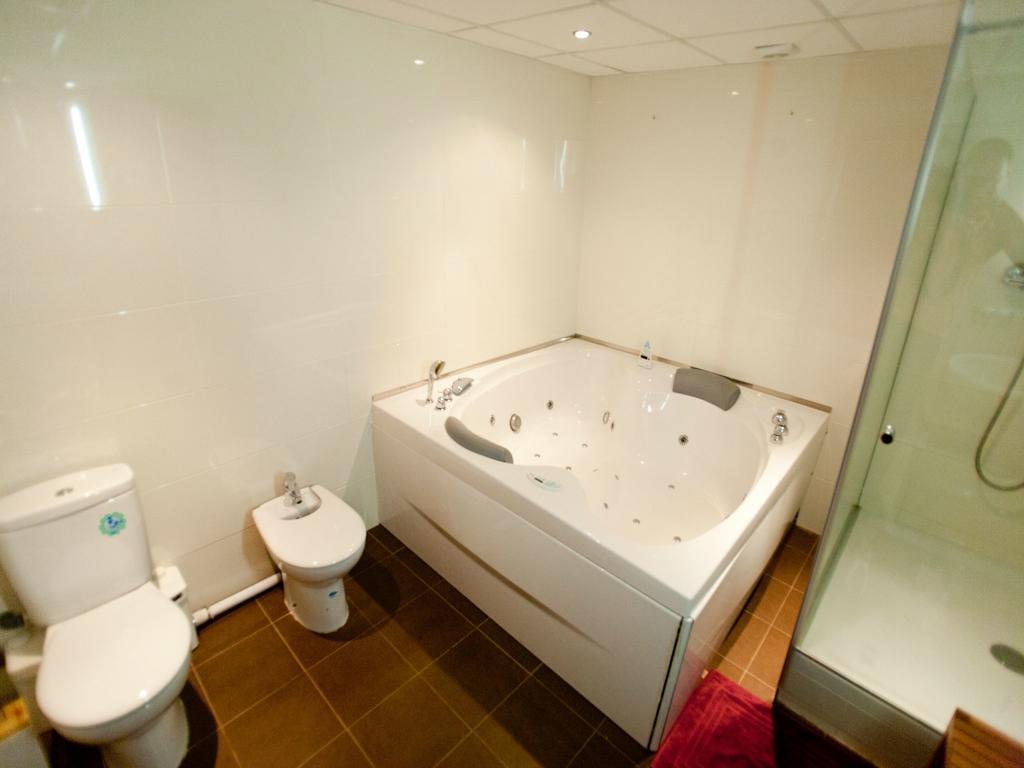 Deluxe Suite with Spa Bath,134641182:JPEG