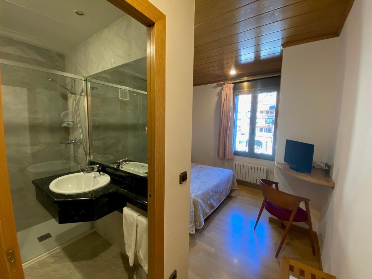 Double Room,1406033807:JPEG