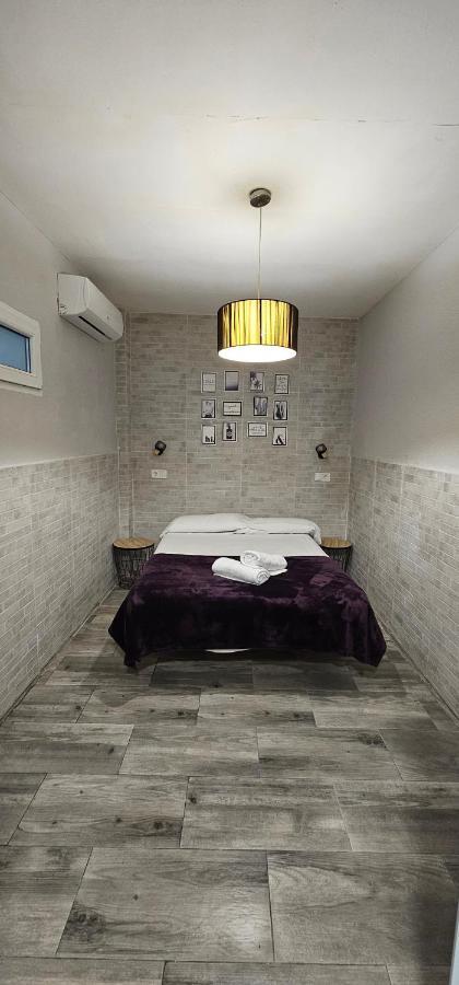 Budget Double Room,1425538054:JPEG