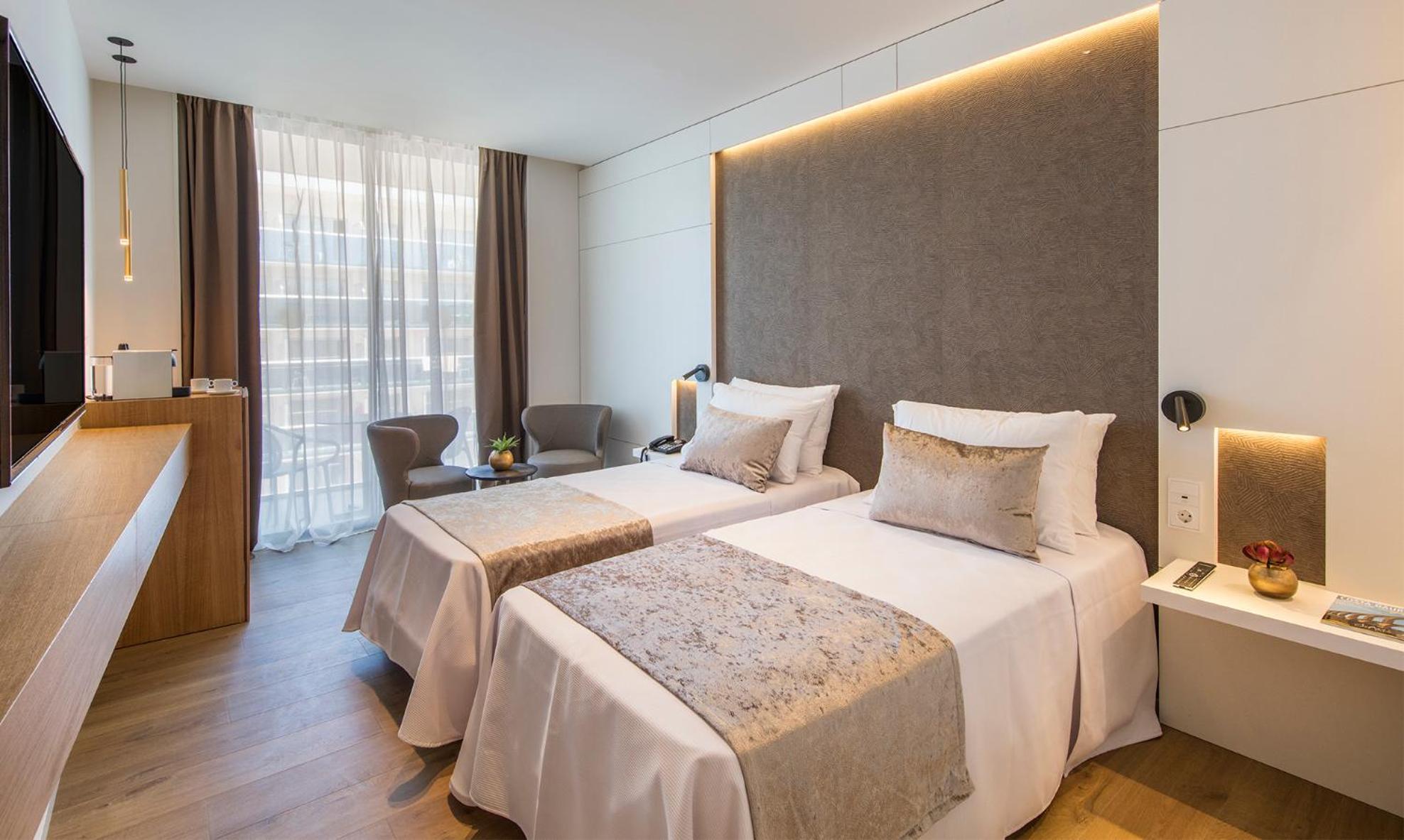 Double Room,1443871504:JPEG
