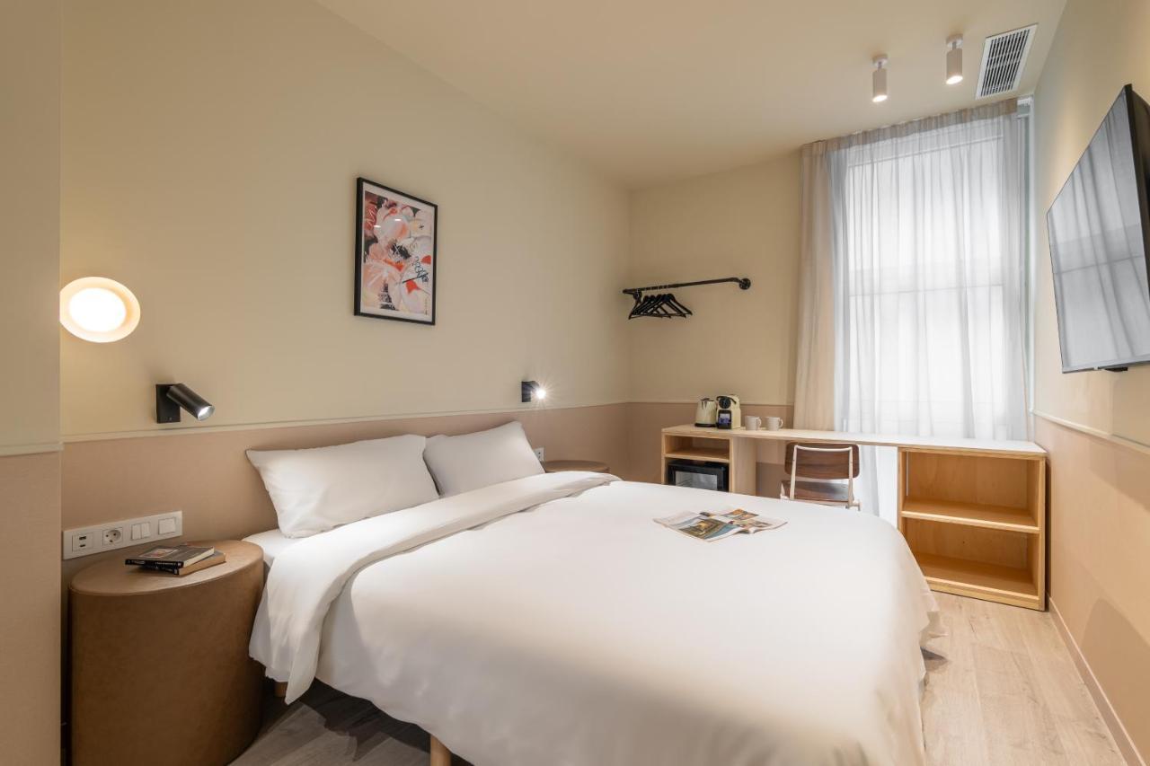 Triple Room,1484935736:JPEG