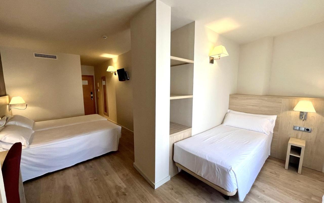 Triple Room Balcony