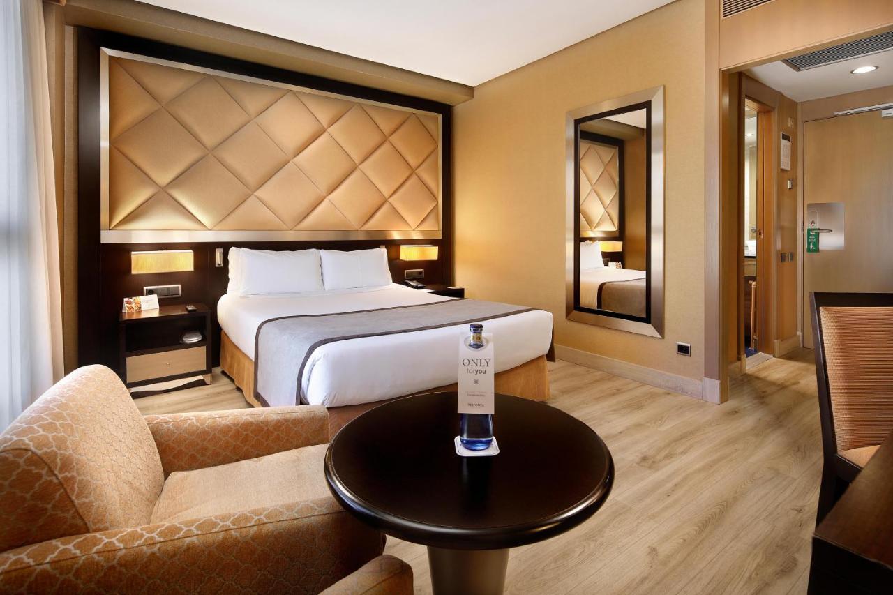 Twin Room,1498692535:JPEG