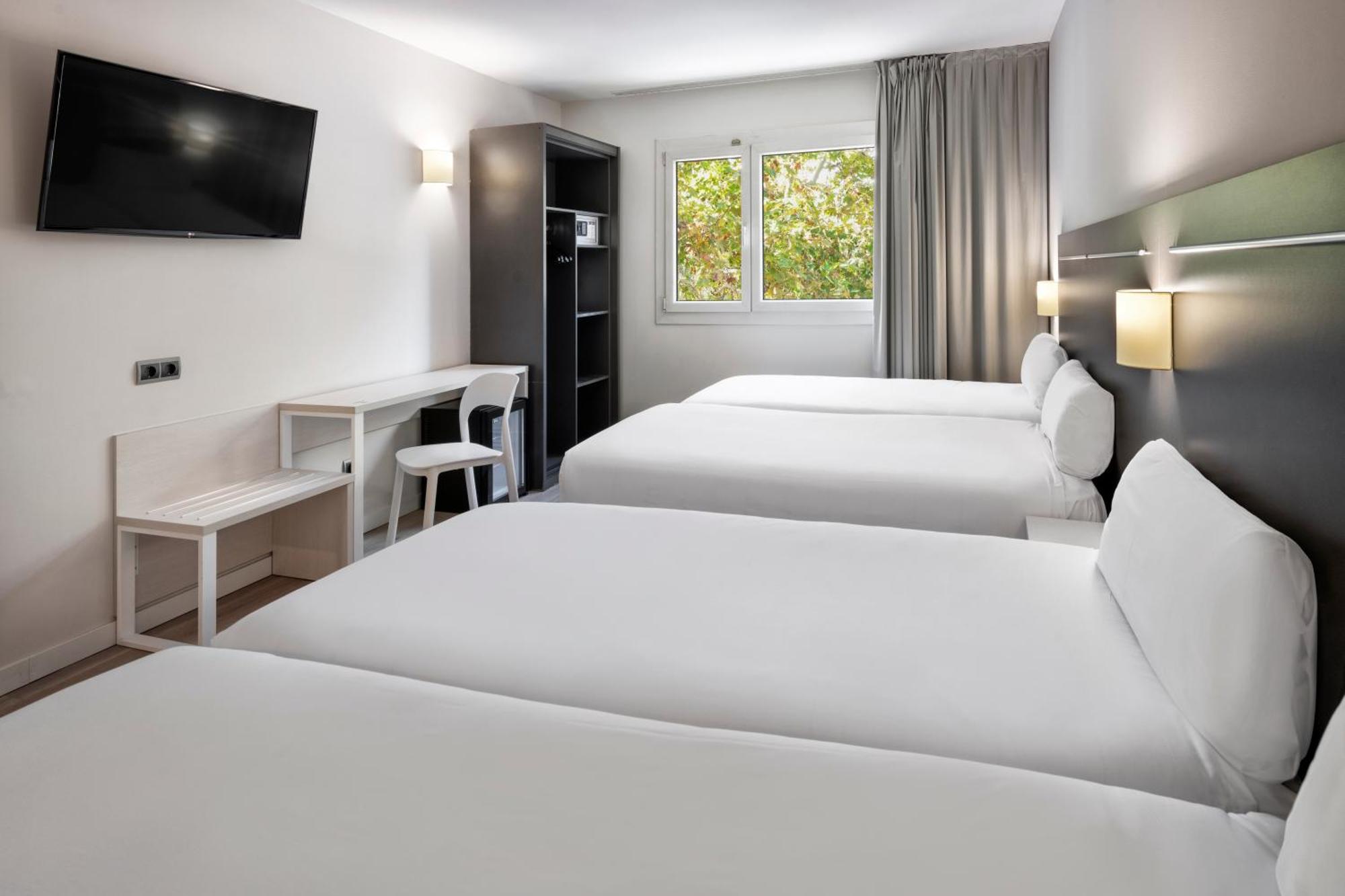 Quadruple Room,1531500100:JPEG