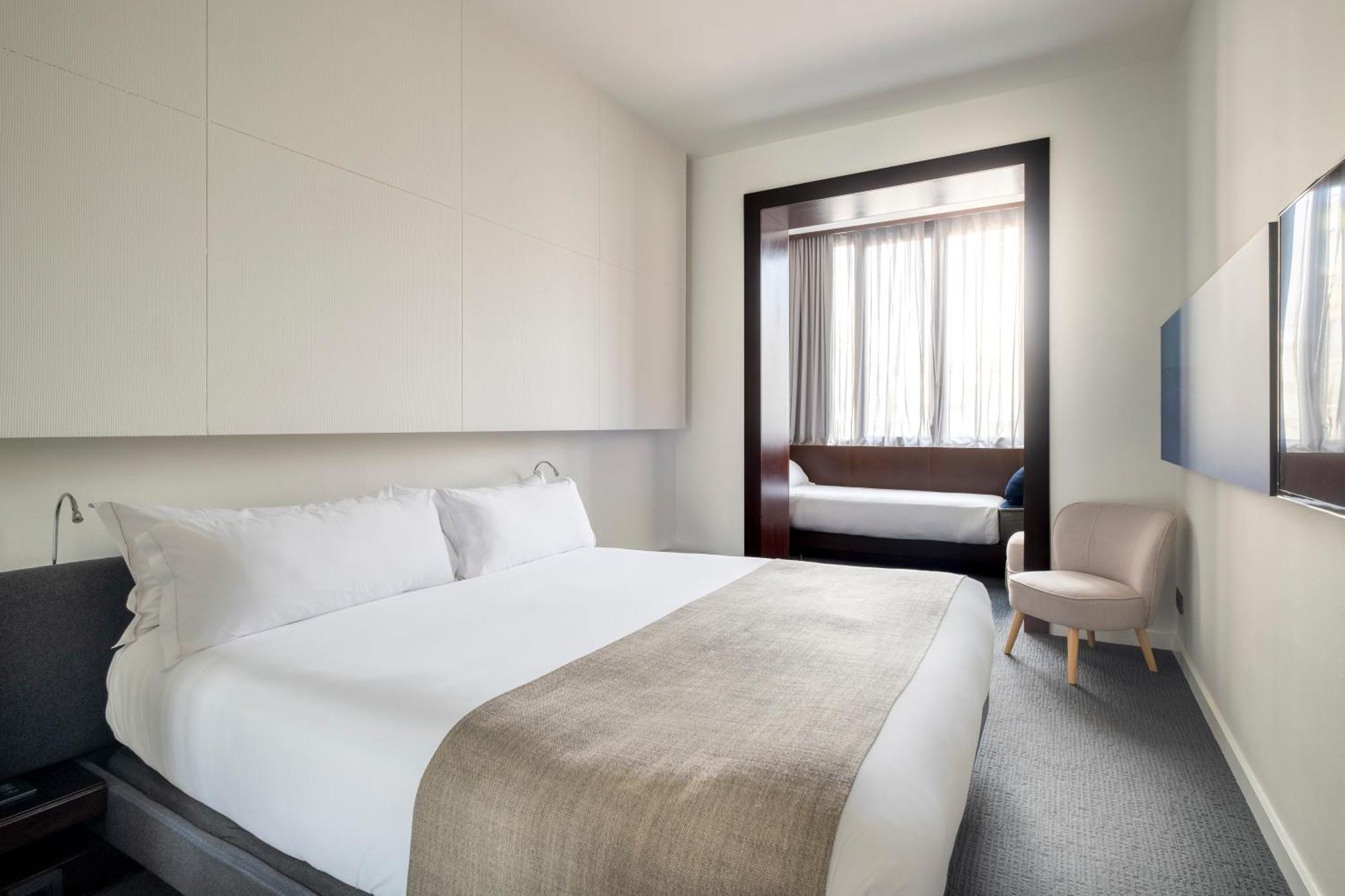 Double Room with Extra Bed,1537910029:JPEG