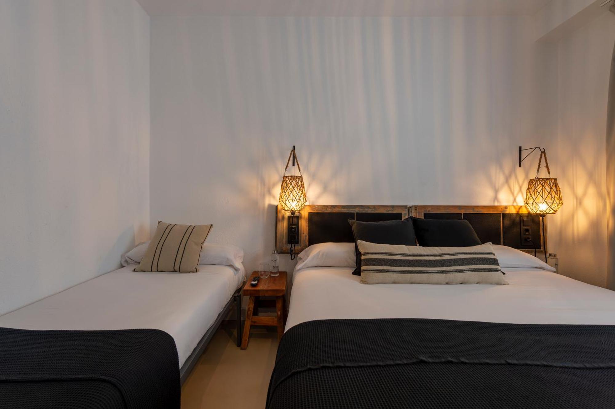 Triple Room,1538359774:JPEG