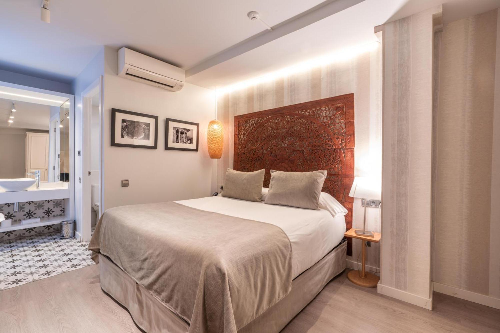Double Room,1544921680:JPEG