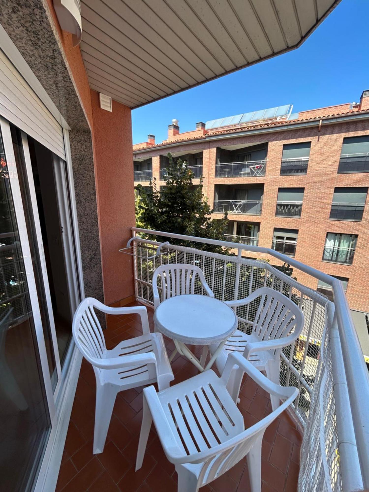 Two-Bedroom Apartment,1550740345:JPEG