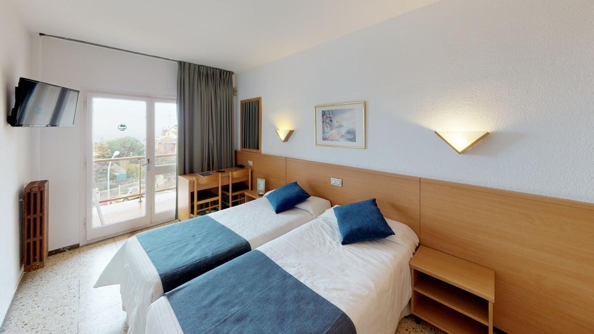 Economy Twin Room,1559625511:JPEG