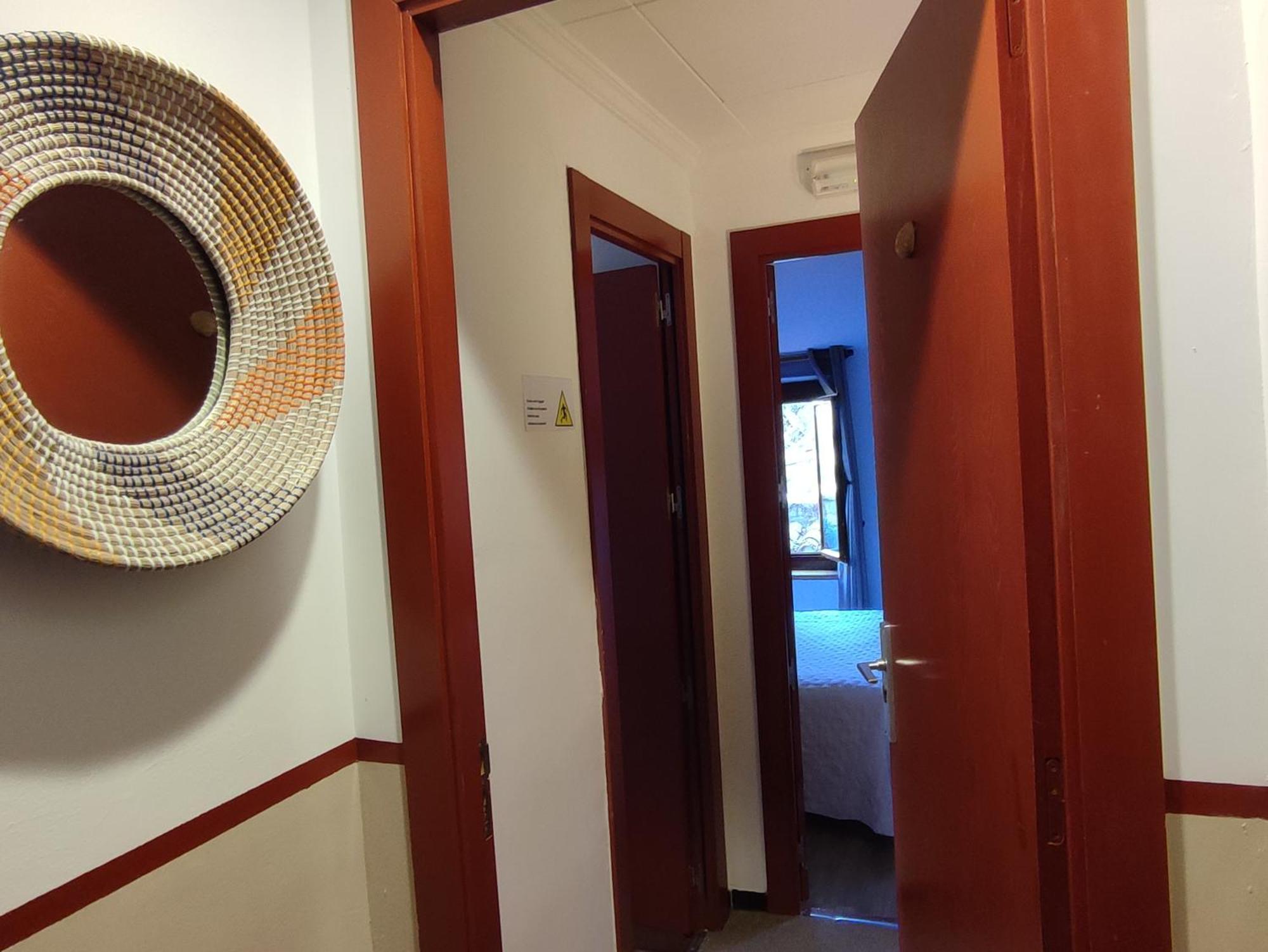 Family Room,1660305102:JPEG