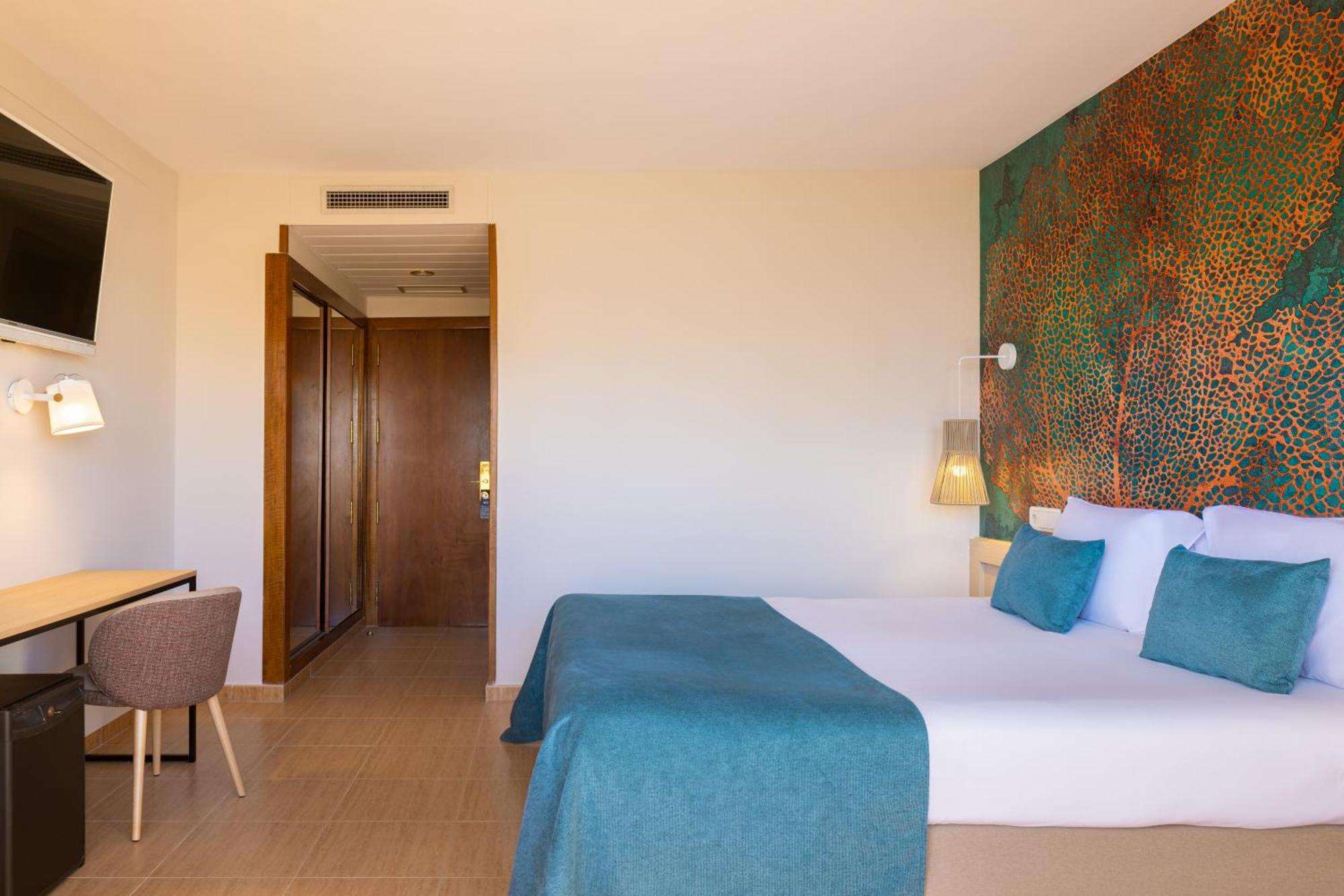 Superior Double or Twin Room,1562928910:JPEG