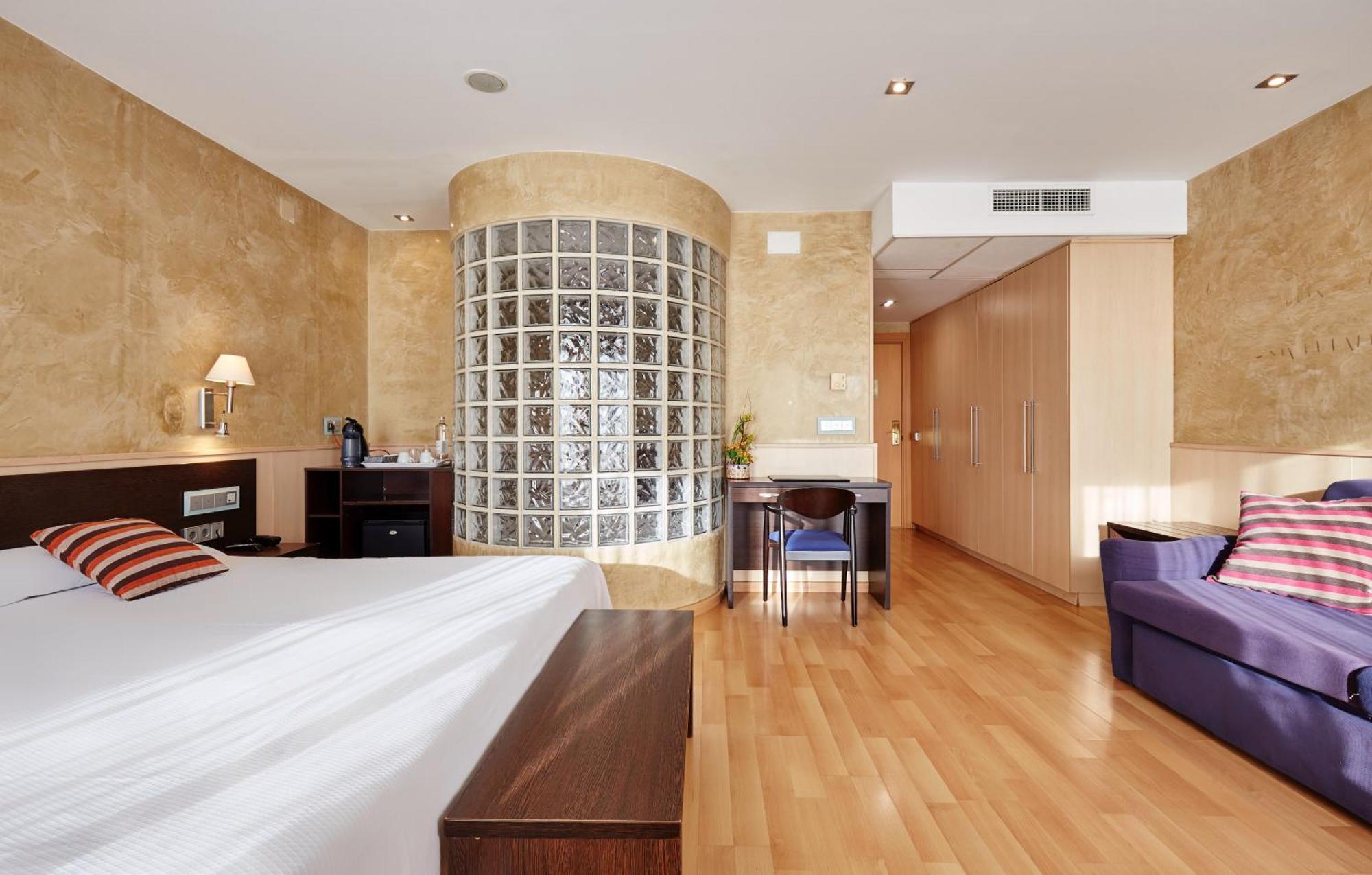 Suite Whirlpool,1563269293:JPEG