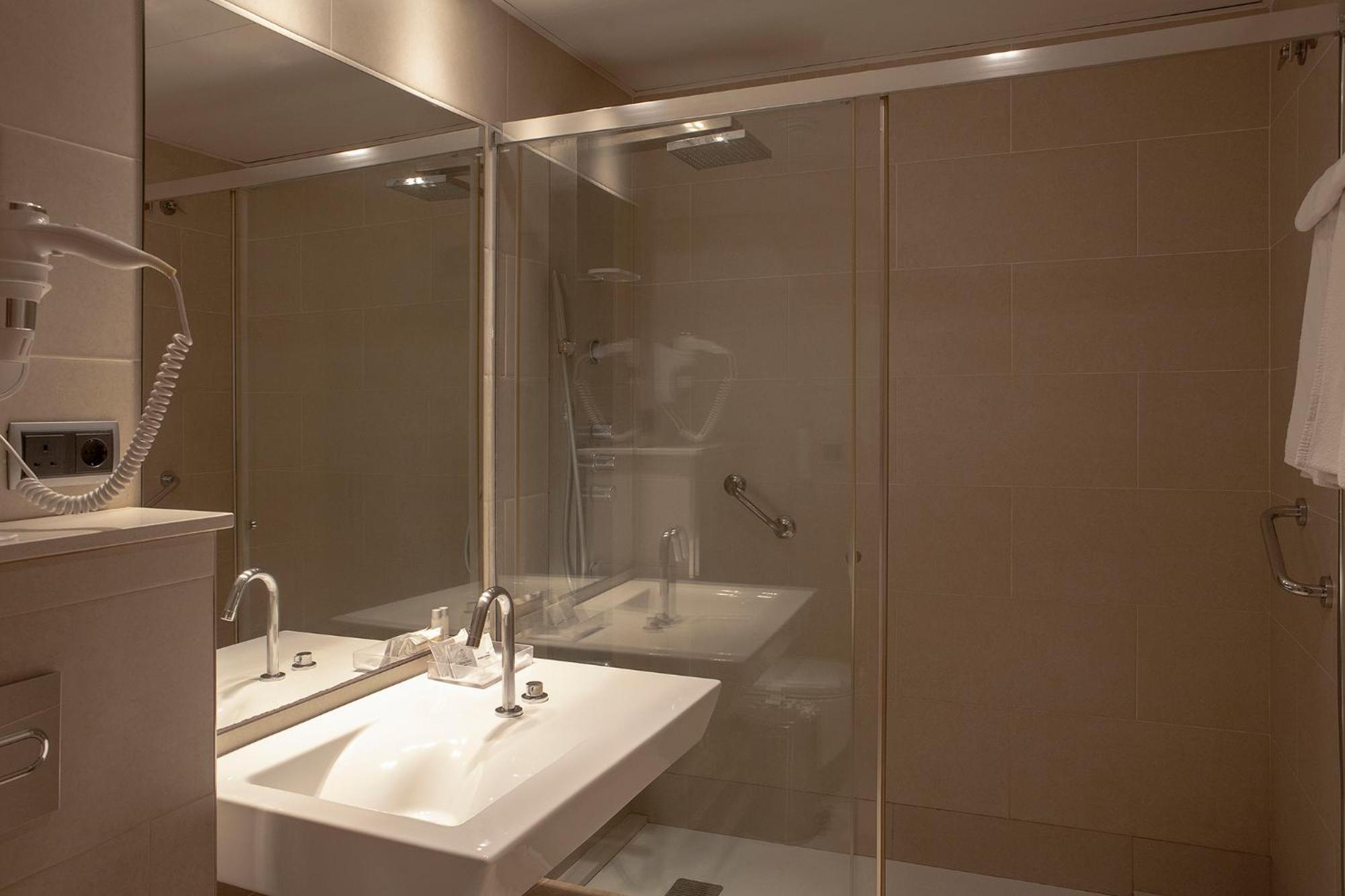 Interior Double Room