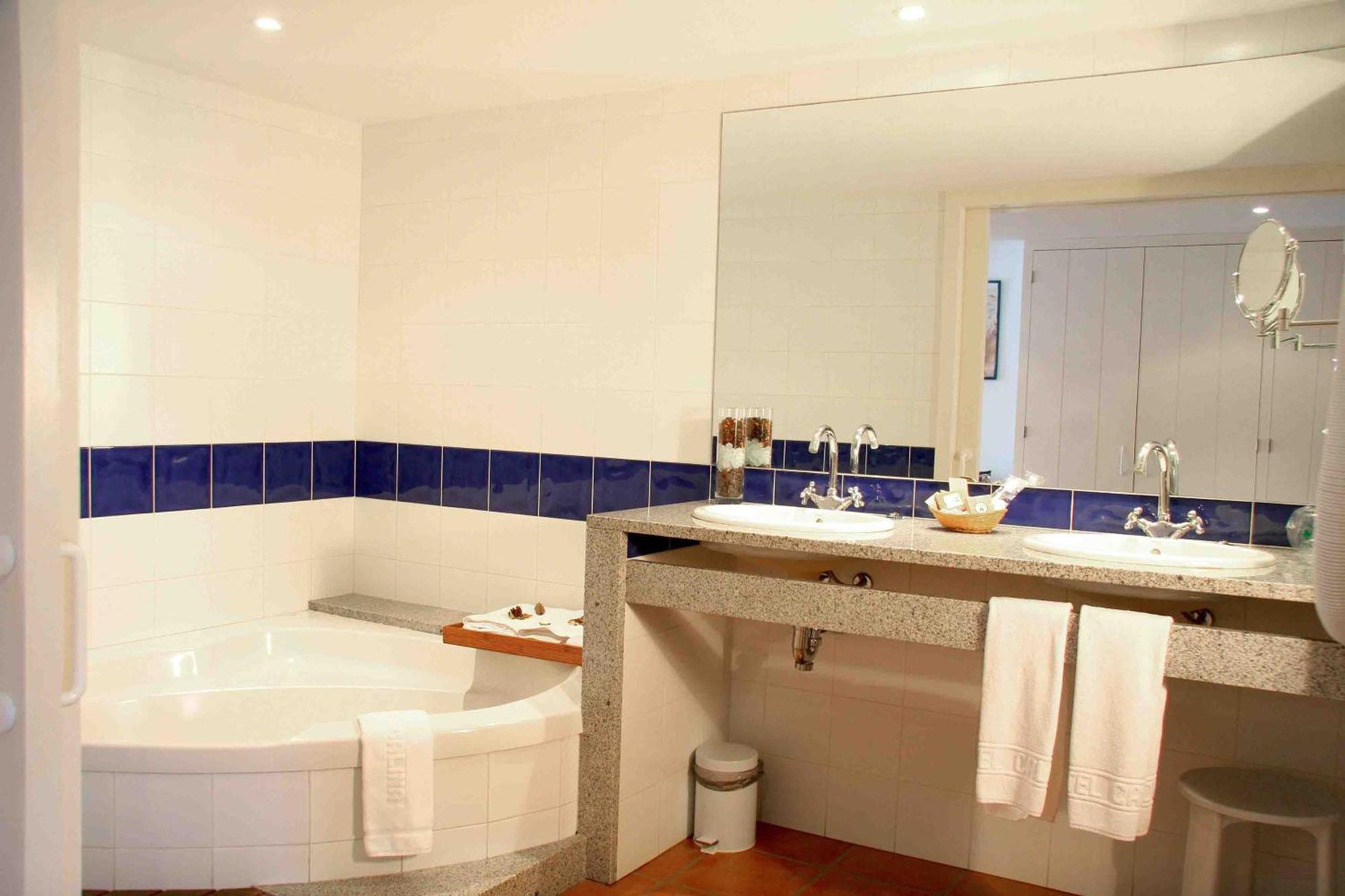 Junior Suite with Sea View,1765584486:JPEG