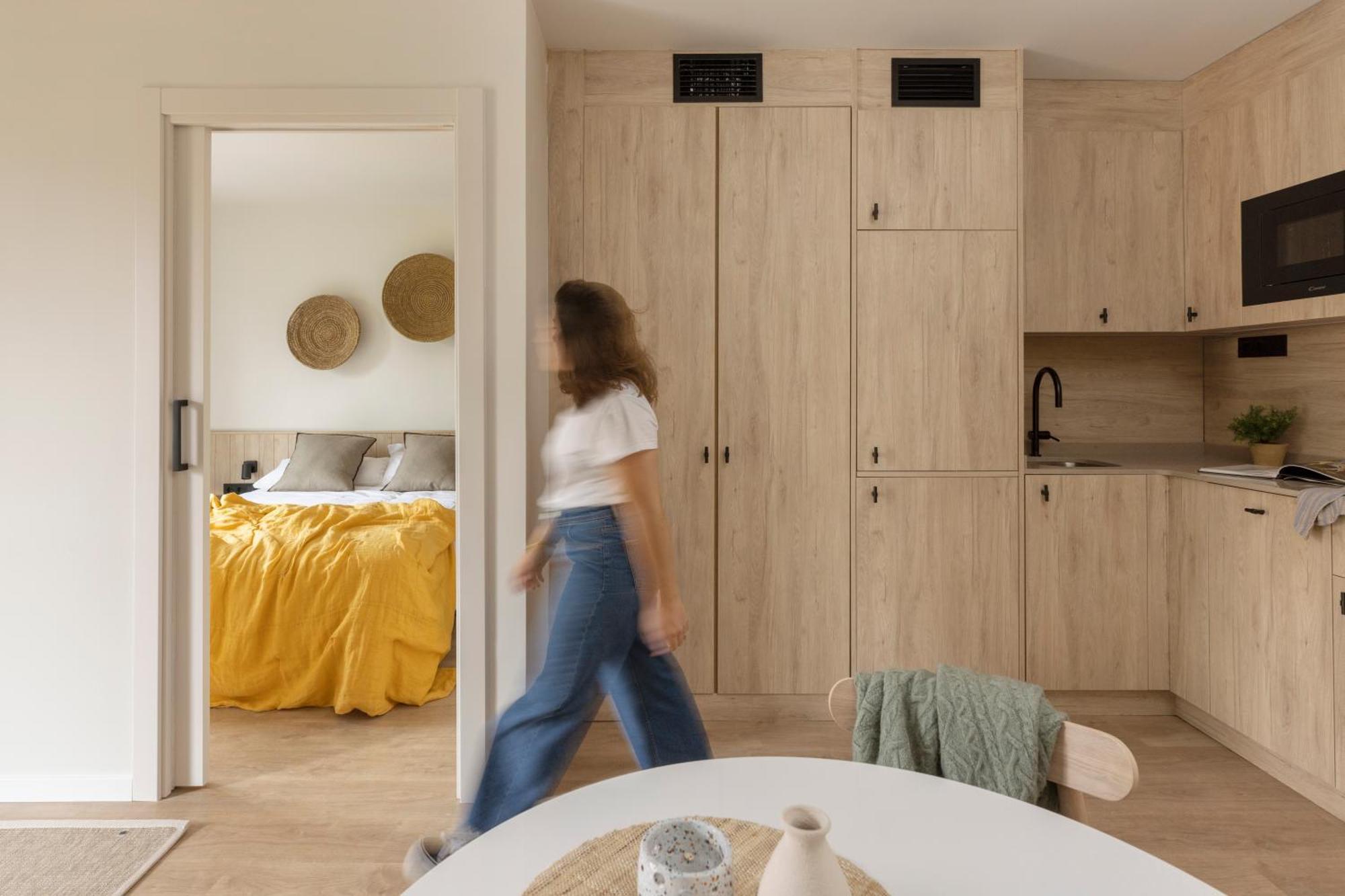 One-Bedroom Apartment