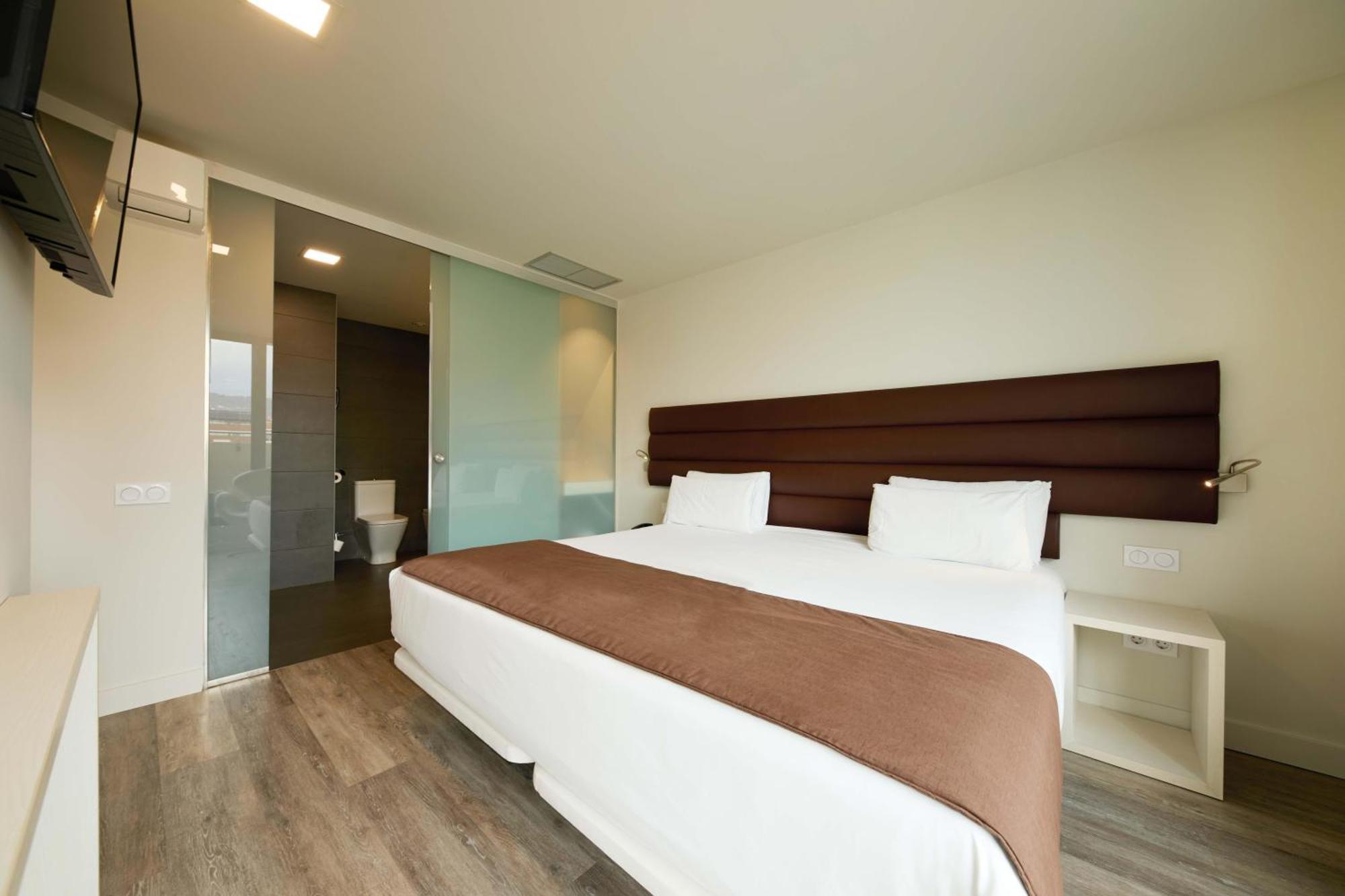 Junior Suite,1602353325:JPEG