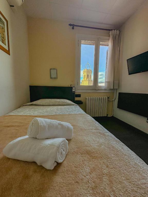 Standard Single Room,1090474890:JPEG