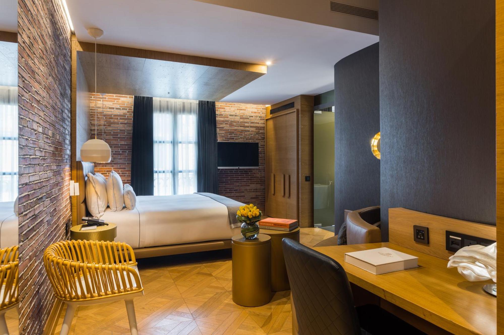 Deluxe Room,1603755036:JPEG