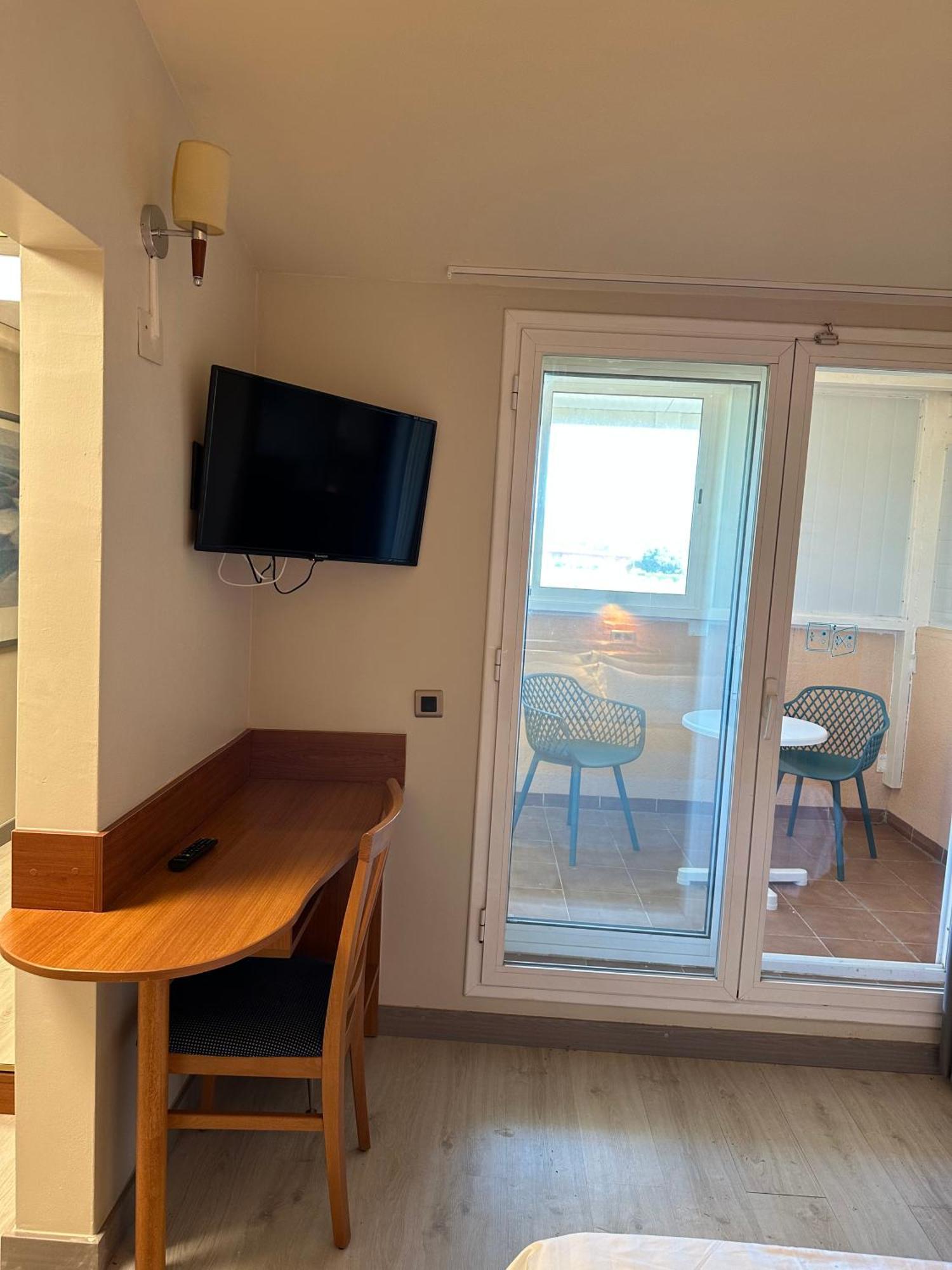 Standard Quadruple Room,1620576977:JPEG