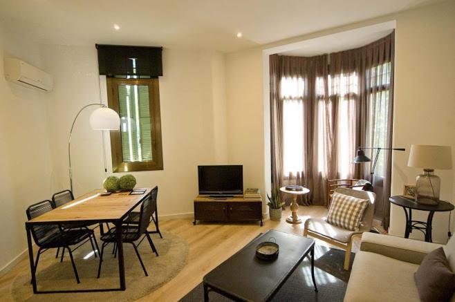 Five-Bedroom Apartment,1665416192:JPEG