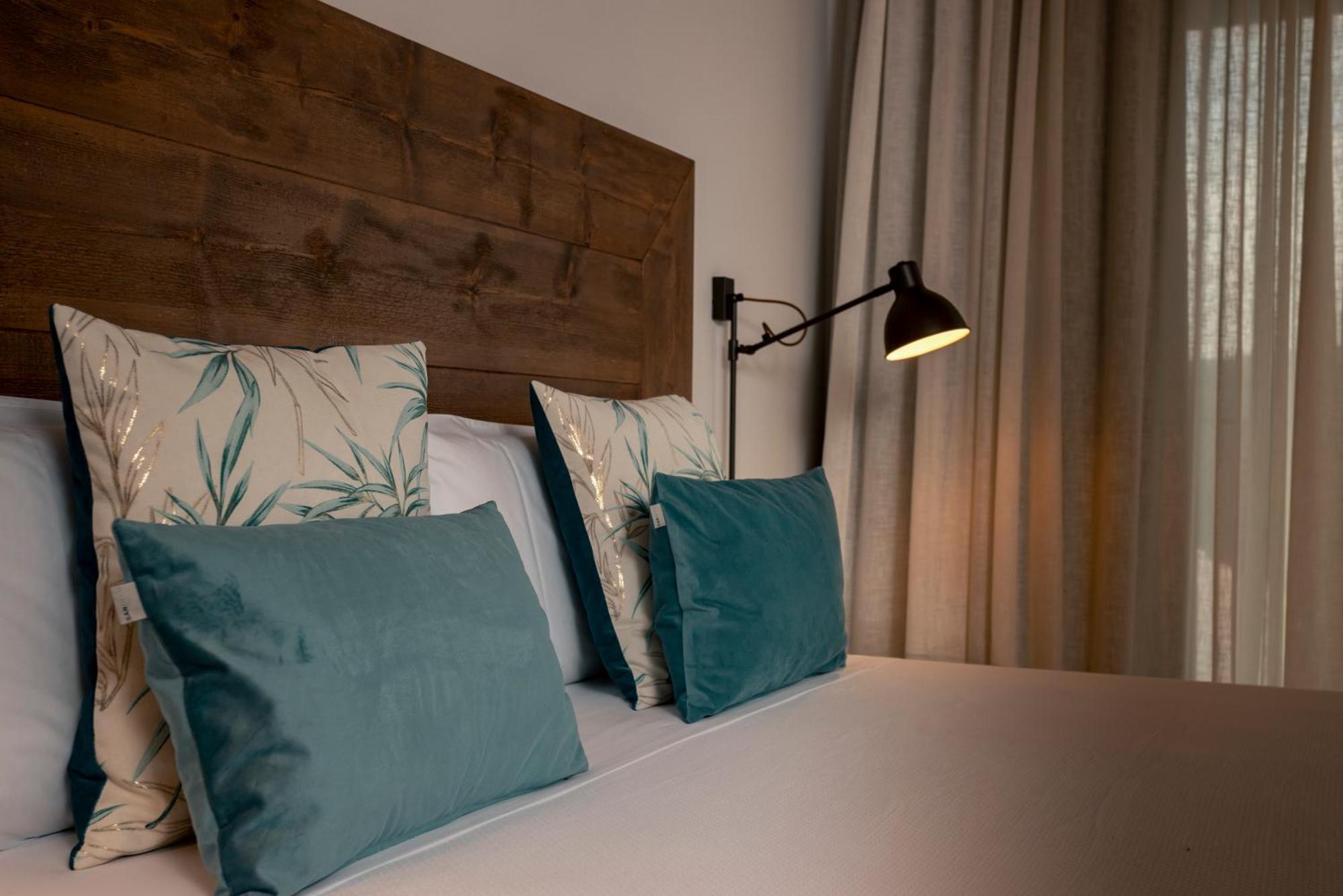 Double Room Terrace,1636891249:JPEG
