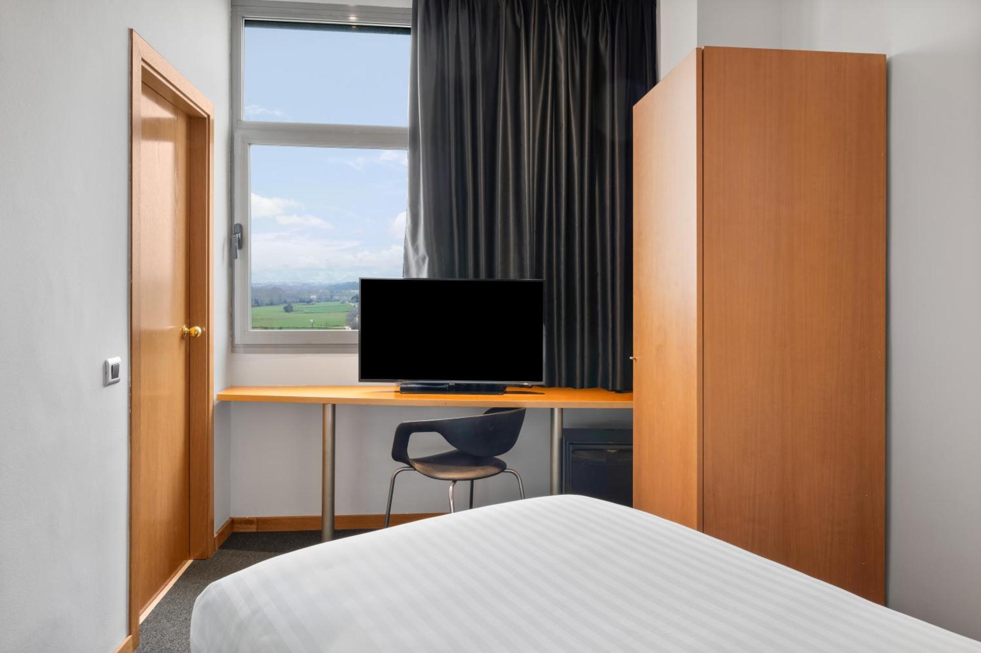 Single Room,1654250797:JPEG