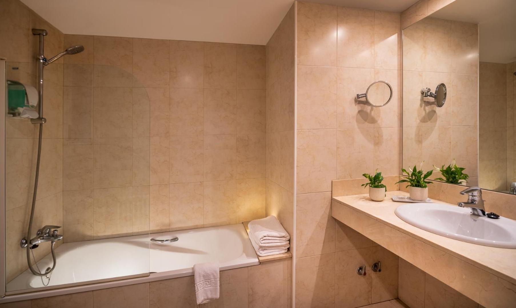 Superior Double Room,1674698026:JPEG