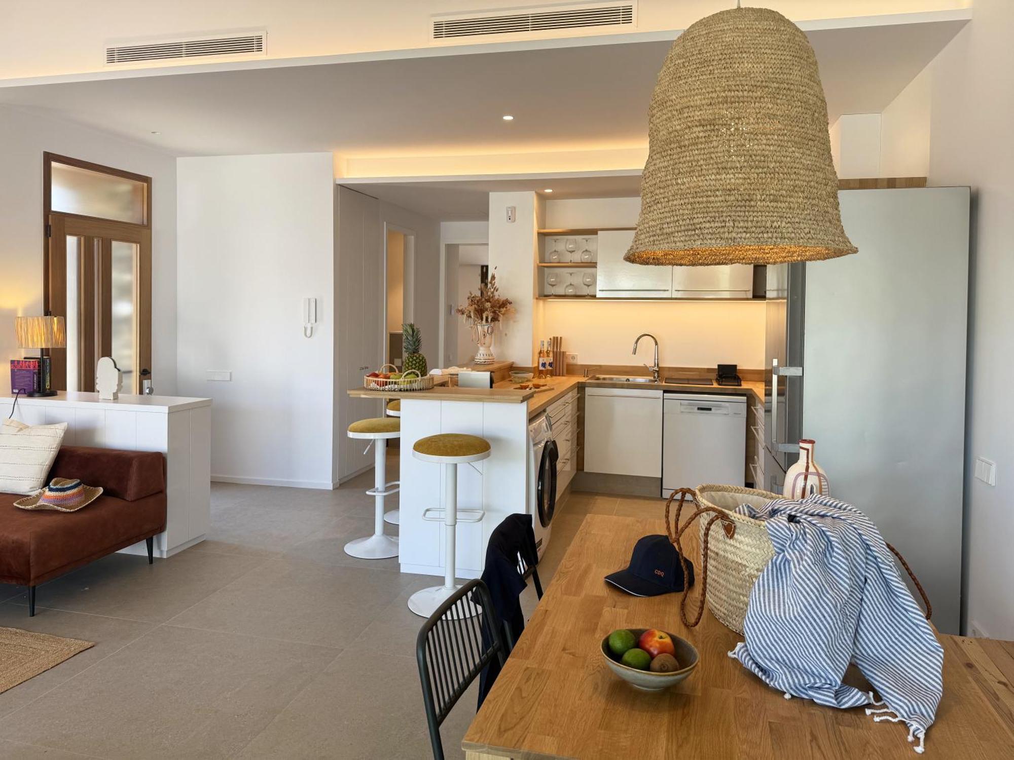 Two-Bedroom Apartment Sea View,1683954778:JPEG