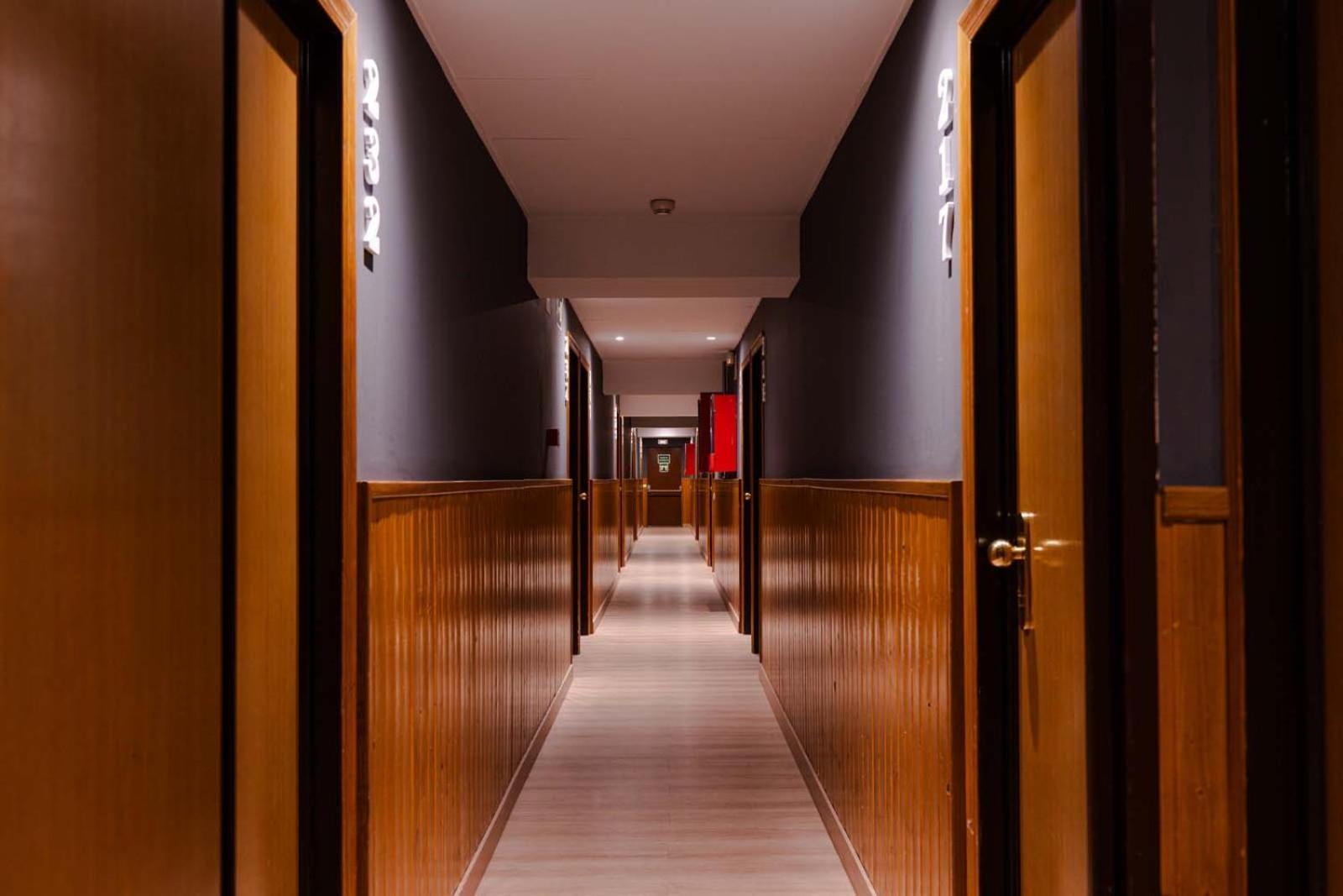 Economy Twin Room