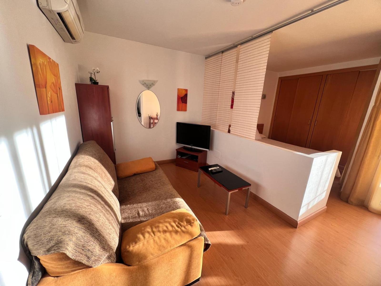 Apartment with Garden View,1765192075:JPEG