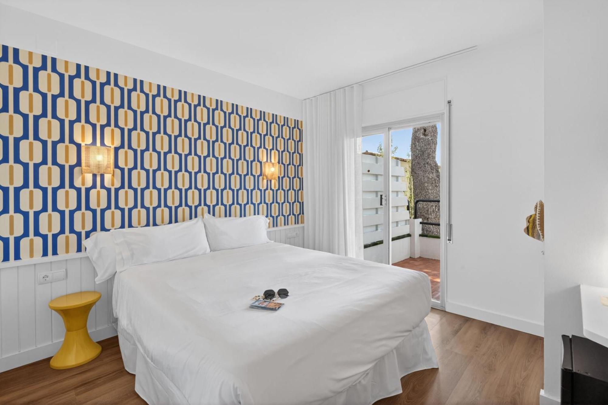 Double or Twin Room Sea View,1771540080:JPEG