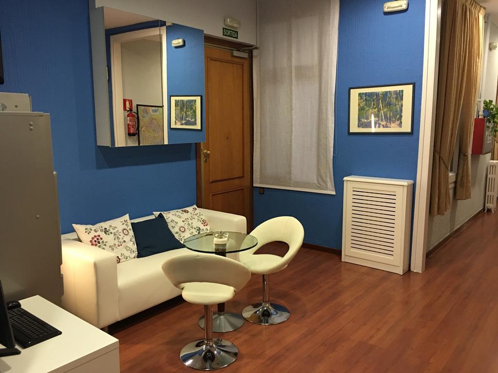 Single Room,1774430342:JPEG