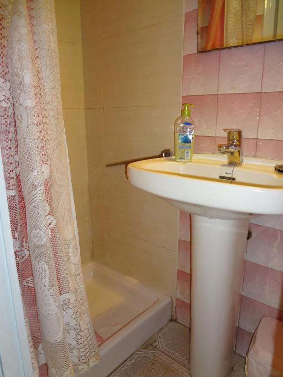 Single Room,1580657693:JPEG