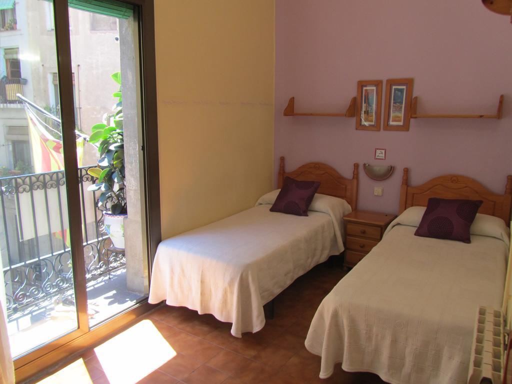 Twin Room,378910963:JPEG