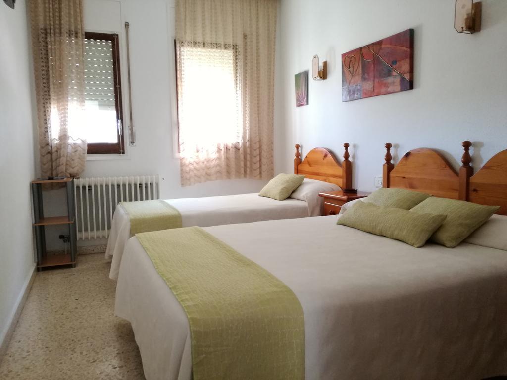 Doppel-/Zweibettzimmer mit Zustellbett